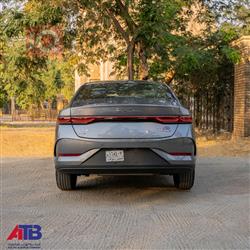 بی وای دی Qin Plus